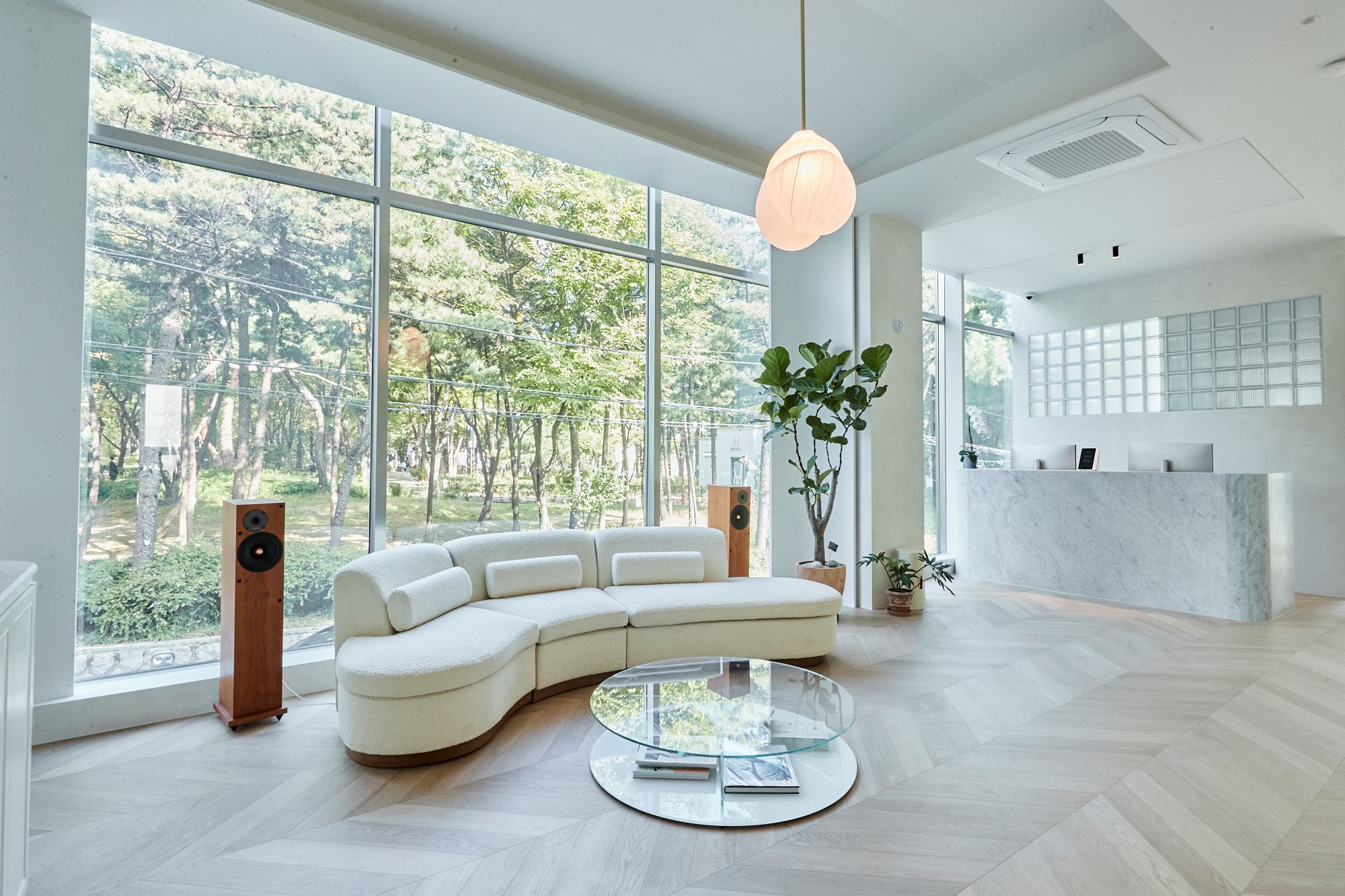 Reception of Doje Clinic in Sinsa-dong, Gangnam Seoul – Botox