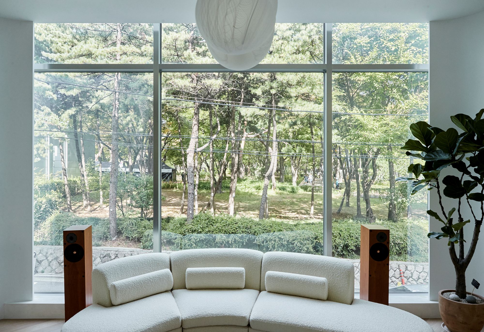 Doje Clinic lounge